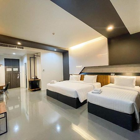 9D Sport Hotel Удон-Тхани Экстерьер фото
