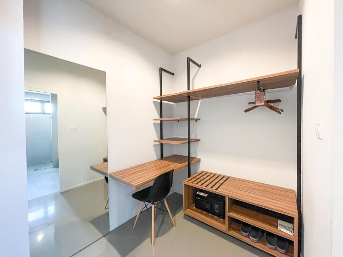 9D Sport Hotel Удон-Тхани Экстерьер фото