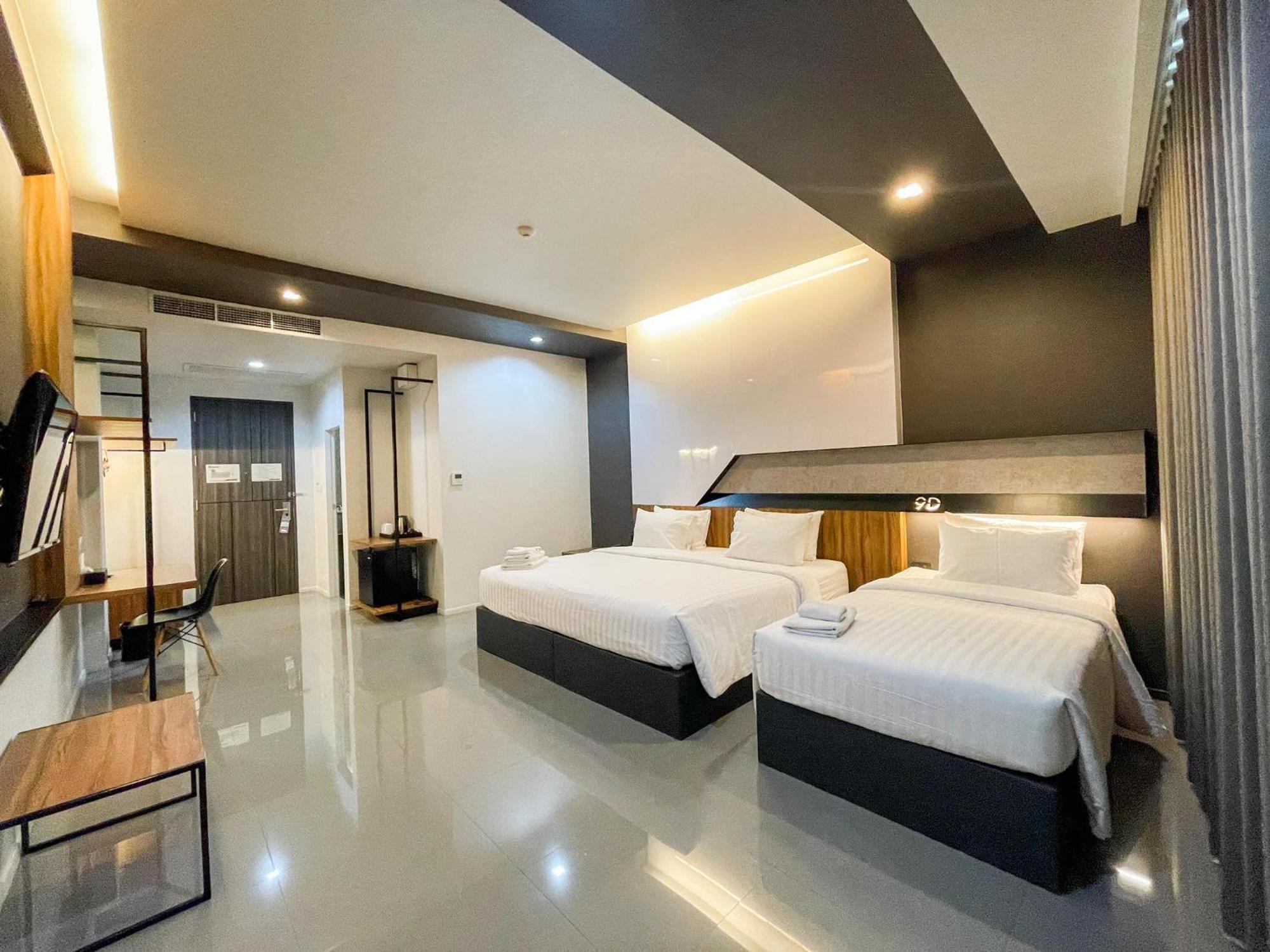 9D Sport Hotel Удон-Тхани Экстерьер фото