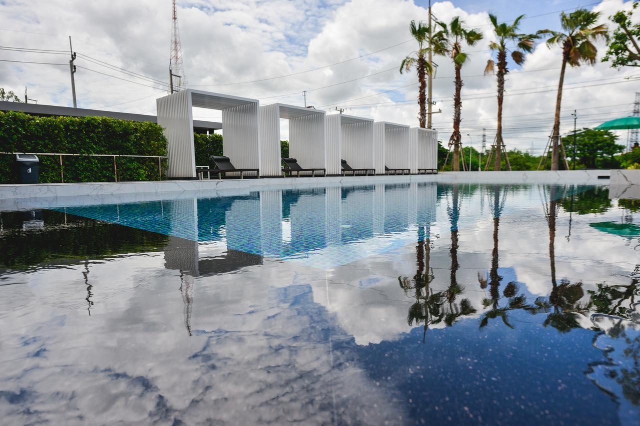 9D Sport Hotel Удон-Тхани Экстерьер фото