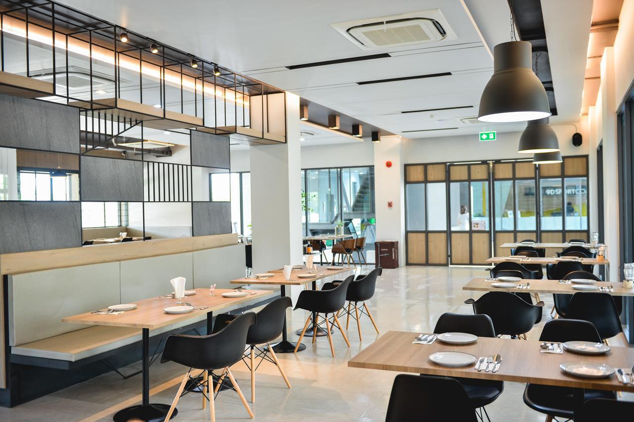 9D Sport Hotel Удон-Тхани Экстерьер фото