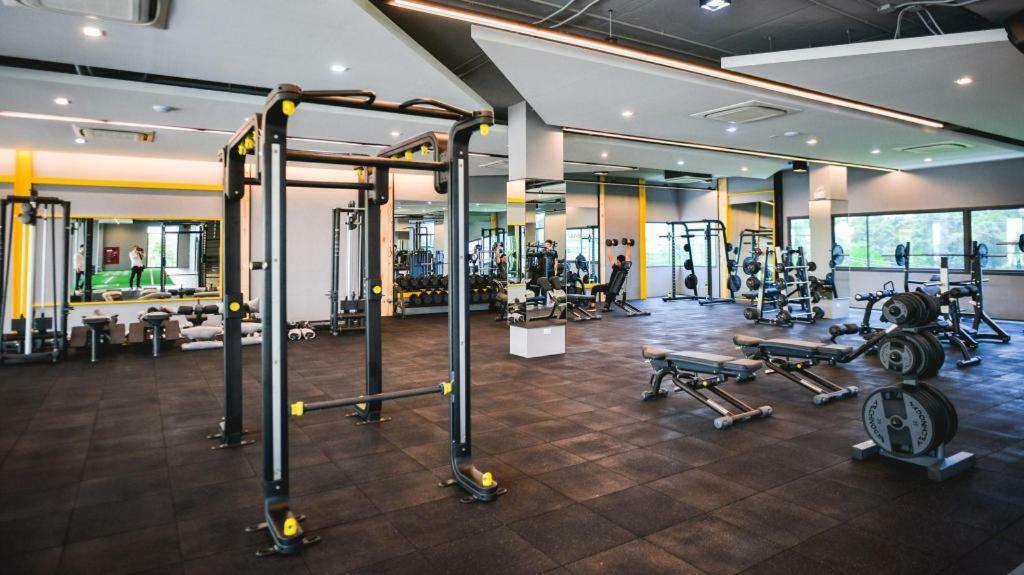 9D Sport Hotel Удон-Тхани Экстерьер фото